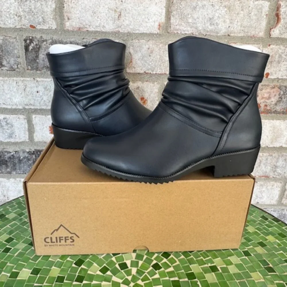 Cliffs by White Mountain Booties - Durbon Navy/SMOOTH 7 Wide
